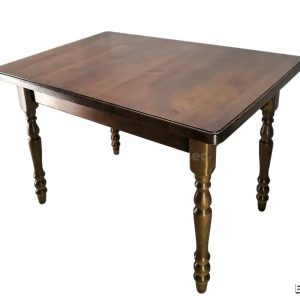 Стол на 4-х точеных ножках